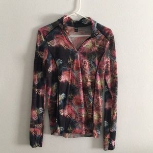 Long sleeve light sweater